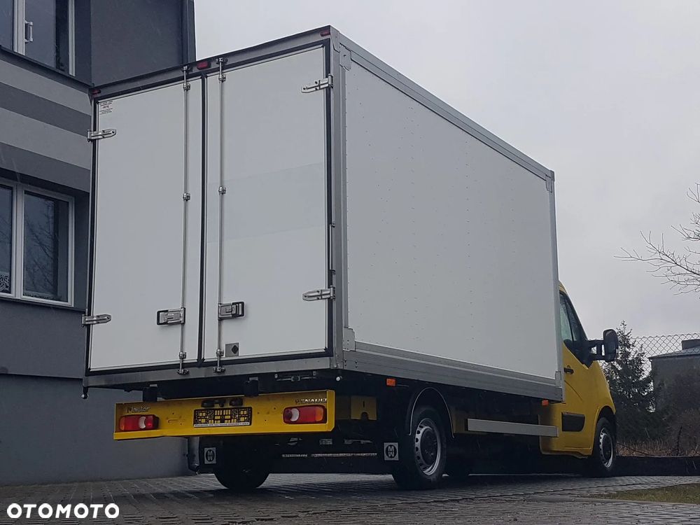 Renault MASTER KONTENER 8EP 4,21x2,23x2,22 KLIMA MANUAL KRAJOWY 6-BIEGÓW - 28