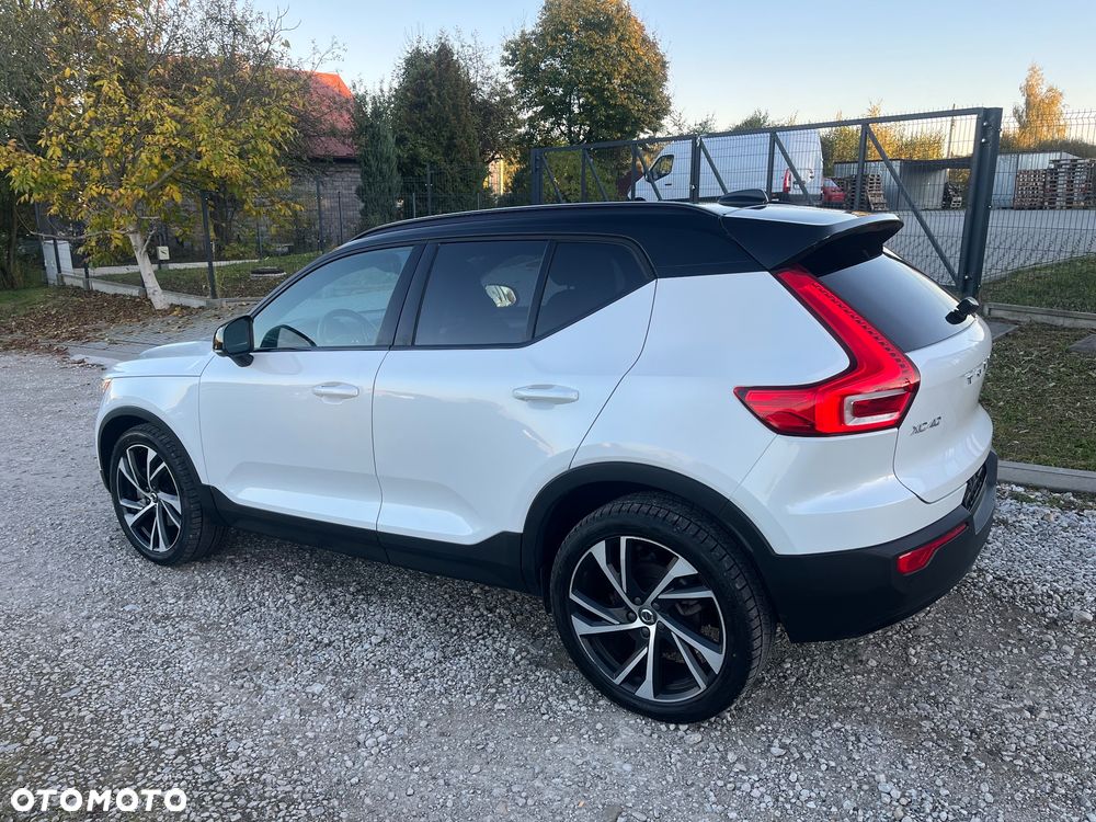 Volvo XC 40 - 24