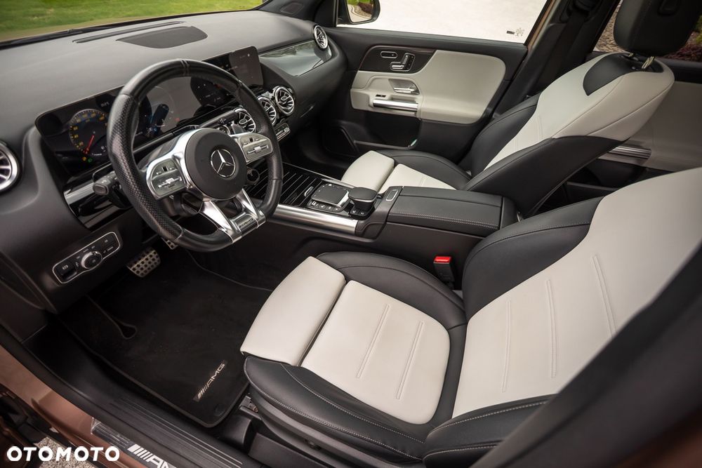 Mercedes-Benz GLA AMG 35 4Matic AMG Speedshift DCT 8G - 21
