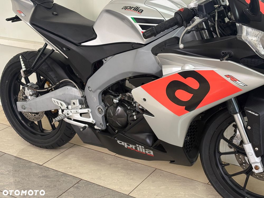 Aprilia RS - 9