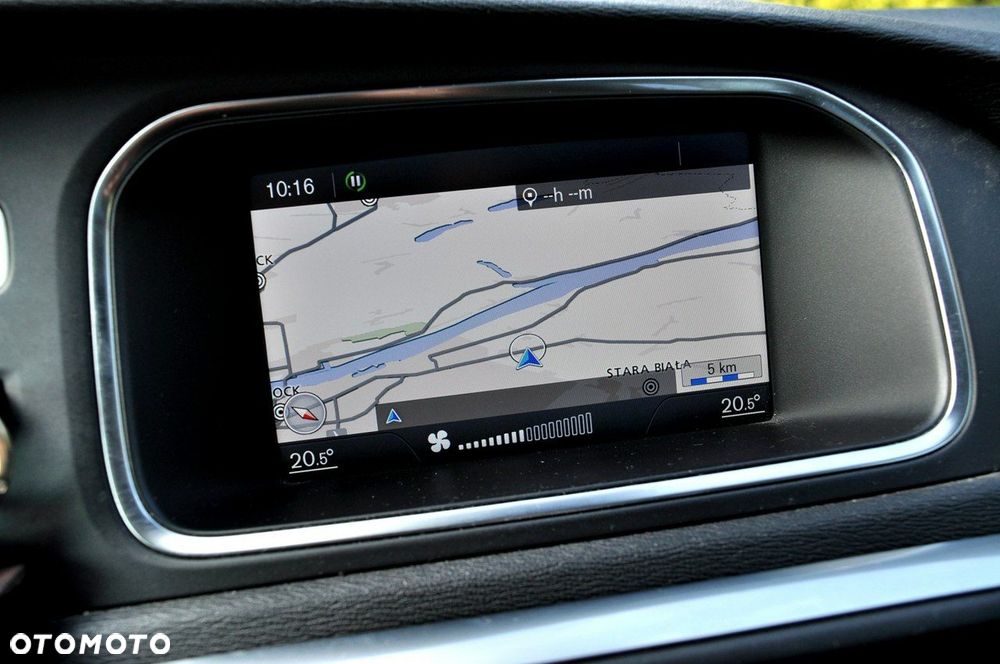 Volvo V40 Cross Country D2 Summum - 28