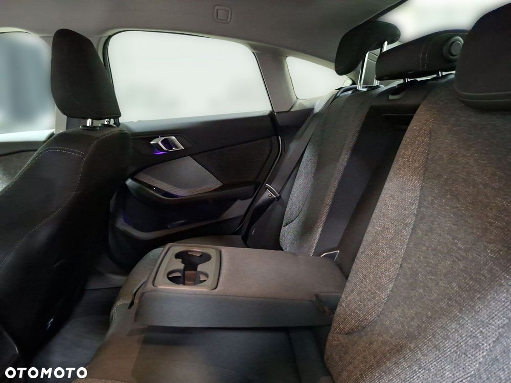 BMW Seria 2 - 18