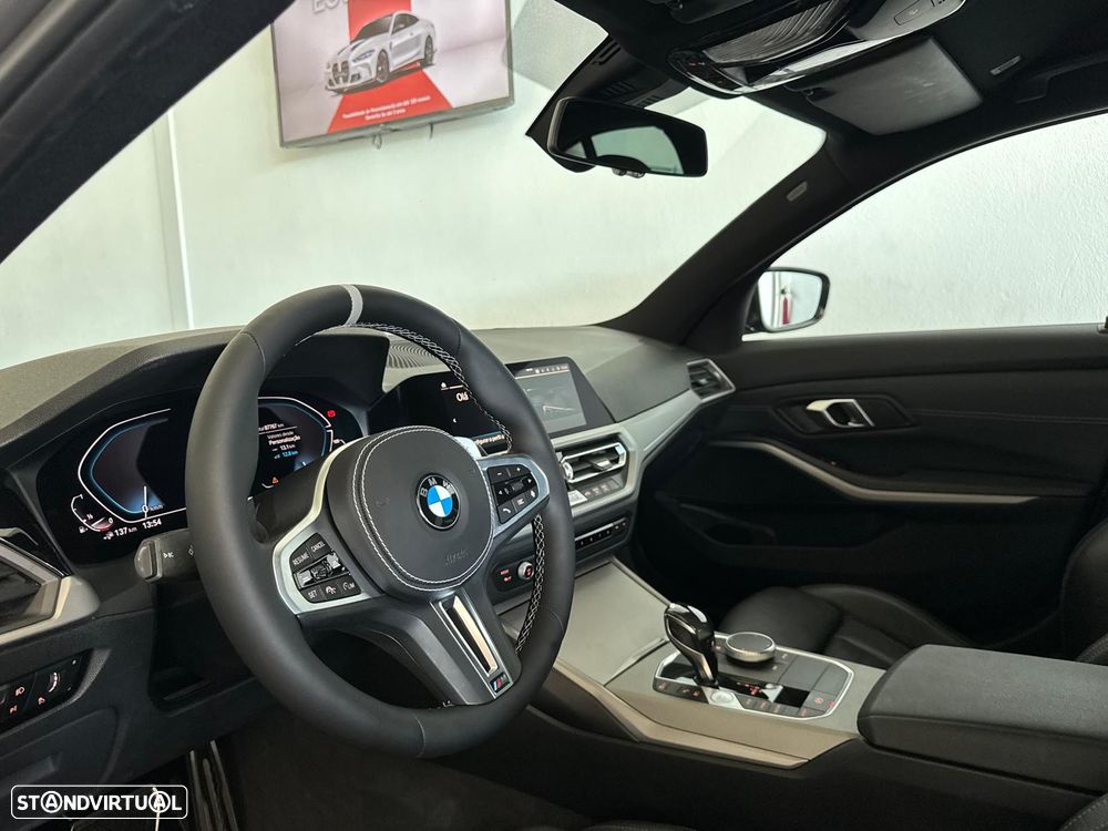 BMW 330 e Pack M Auto - 11