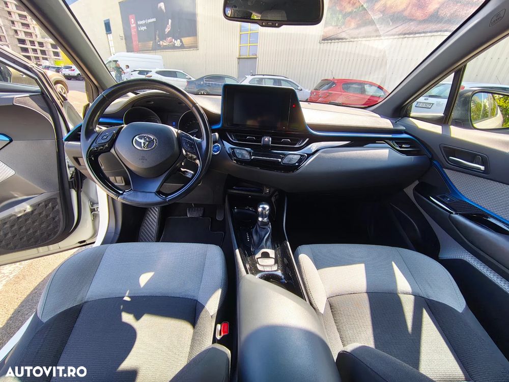 Toyota C-HR 1.8 HSD 122 CP 4x2 CVT C-ult Style bi-tone - 16