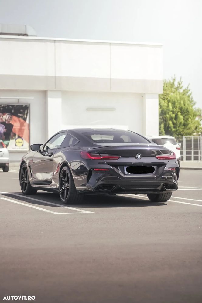 BMW M8 M850i xDrive AT - 9