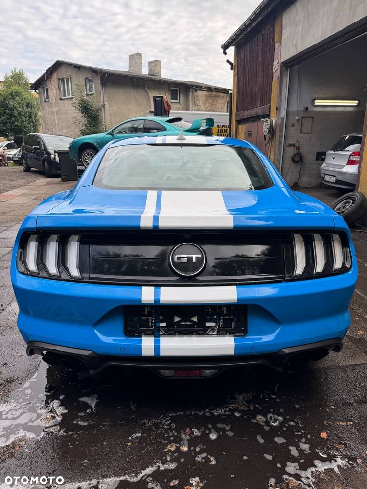 Ford Mustang 5.0 V8 GT - 5