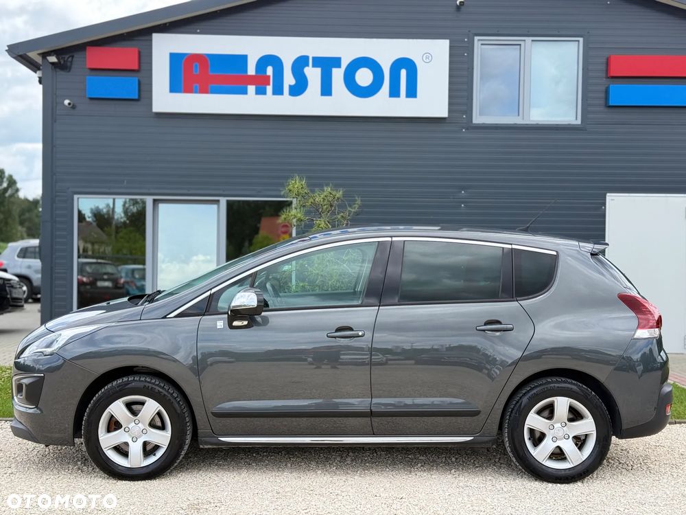 Peugeot 3008 Hybrid4 - 8