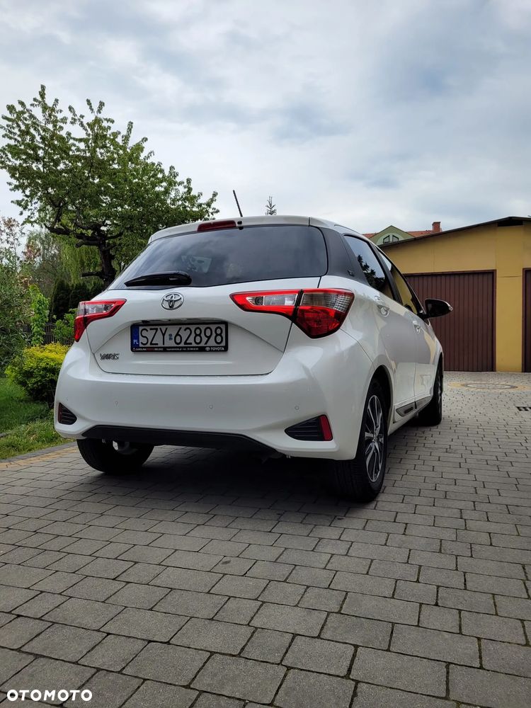 Toyota Yaris - 4