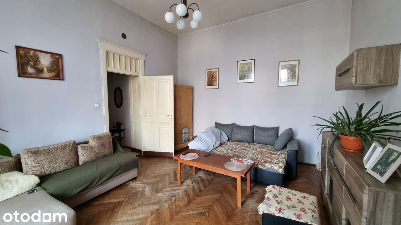 Przestronna kawalerka, 52m2, Tuwima, Śródmieście, do remontu