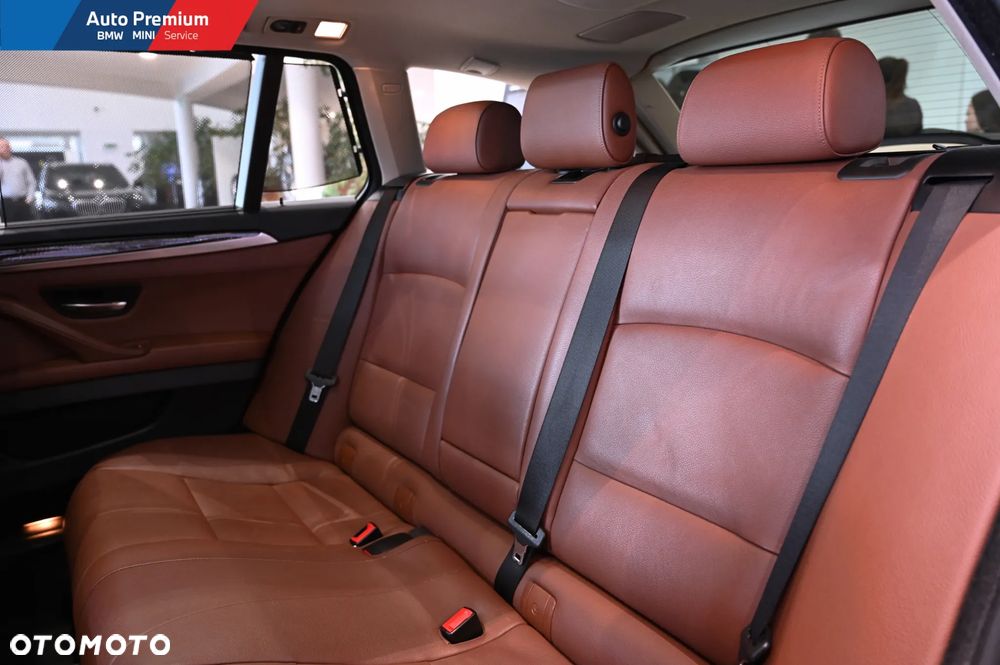 BMW Seria 5 520d - 16