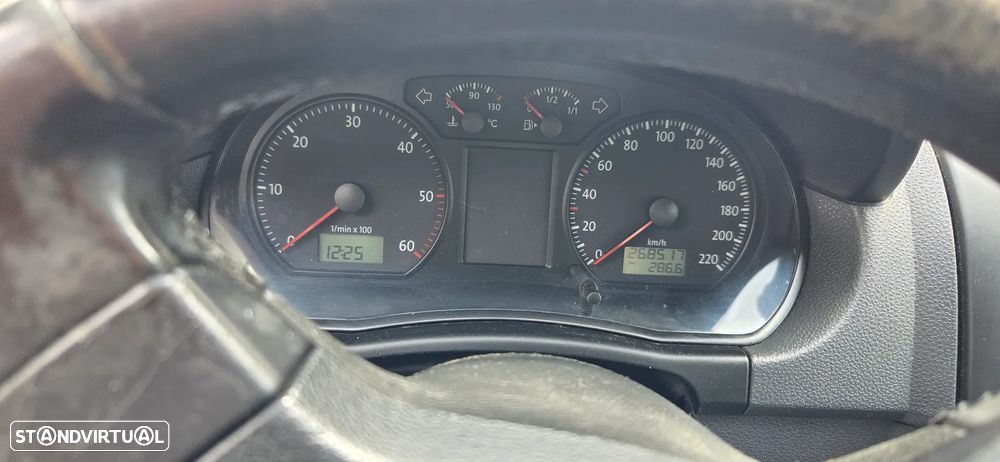 VW Polo 1.4 TDi Sportline - 6