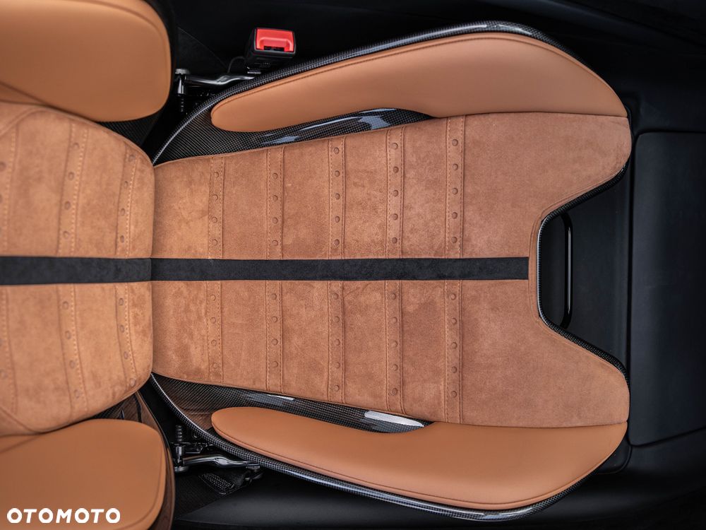 Ferrari 296 GTS - 27