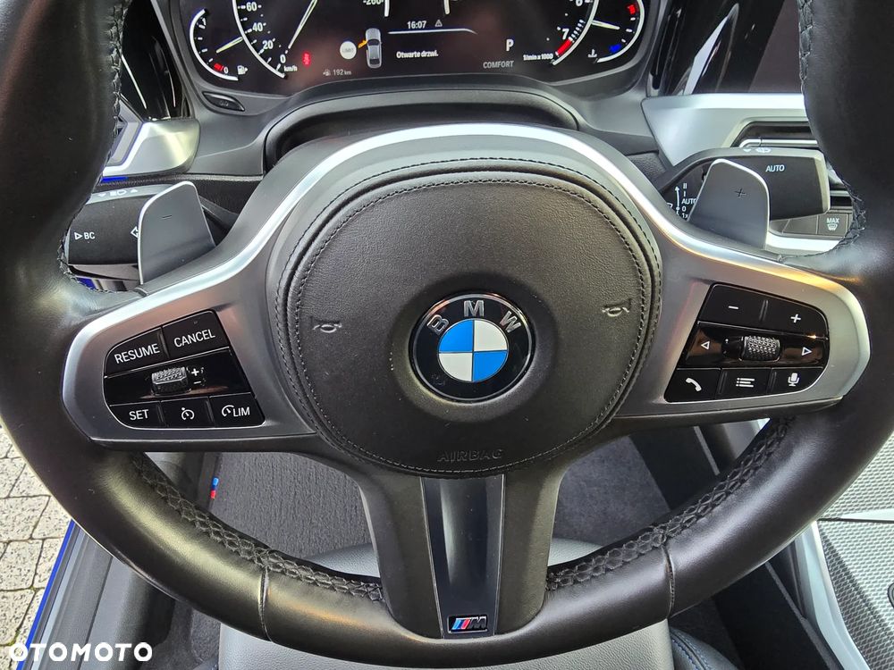 BMW Seria 3 330i M Sport sport - 15
