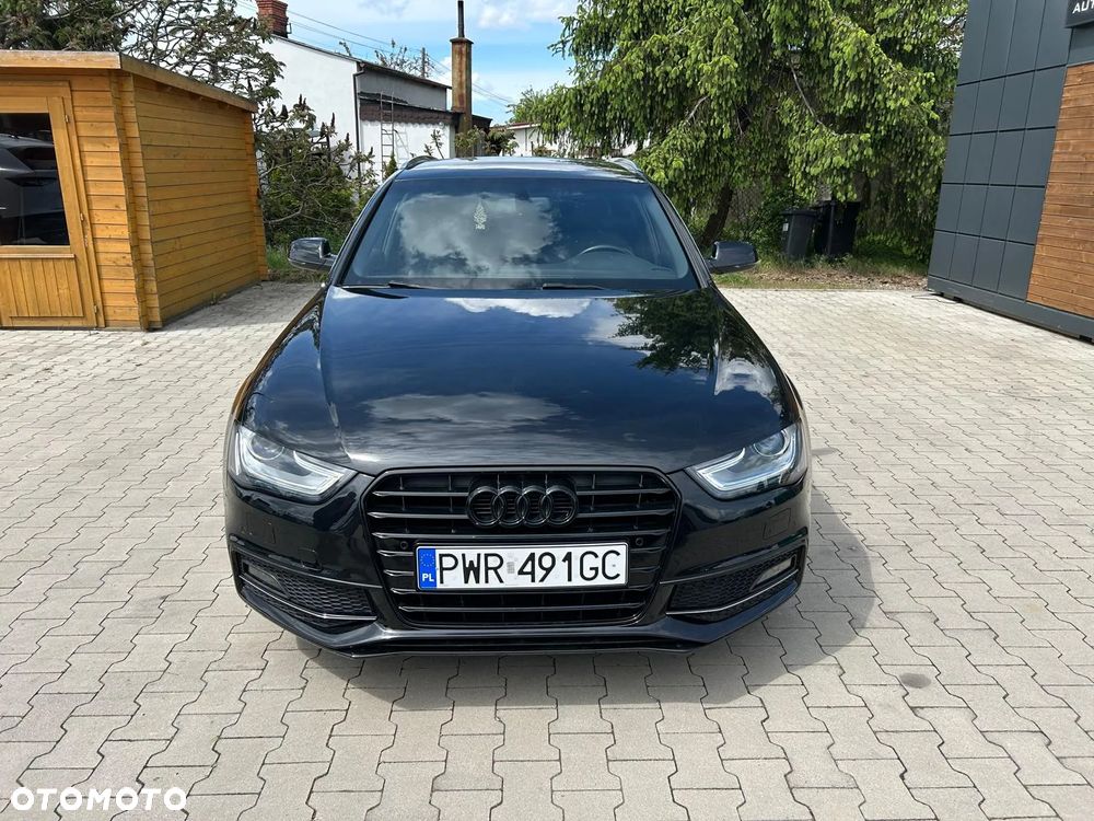 Audi A4 Avant 2.0 TDI DPF clean diesel multitronic S line Sportpaket - 12