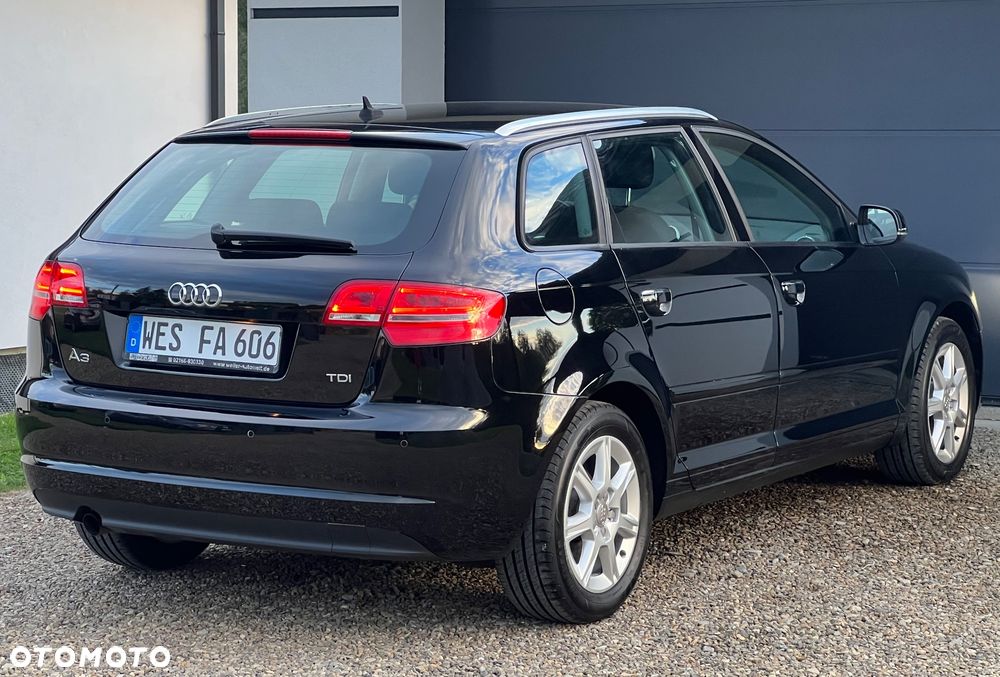 Audi A3 Sportback 2.0 TDI DPF S line Sportpaket - 18