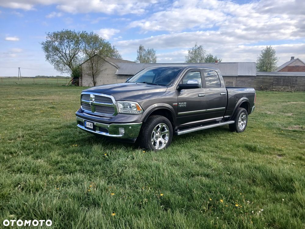 Dodge RAM 5.7 4x4 - 2