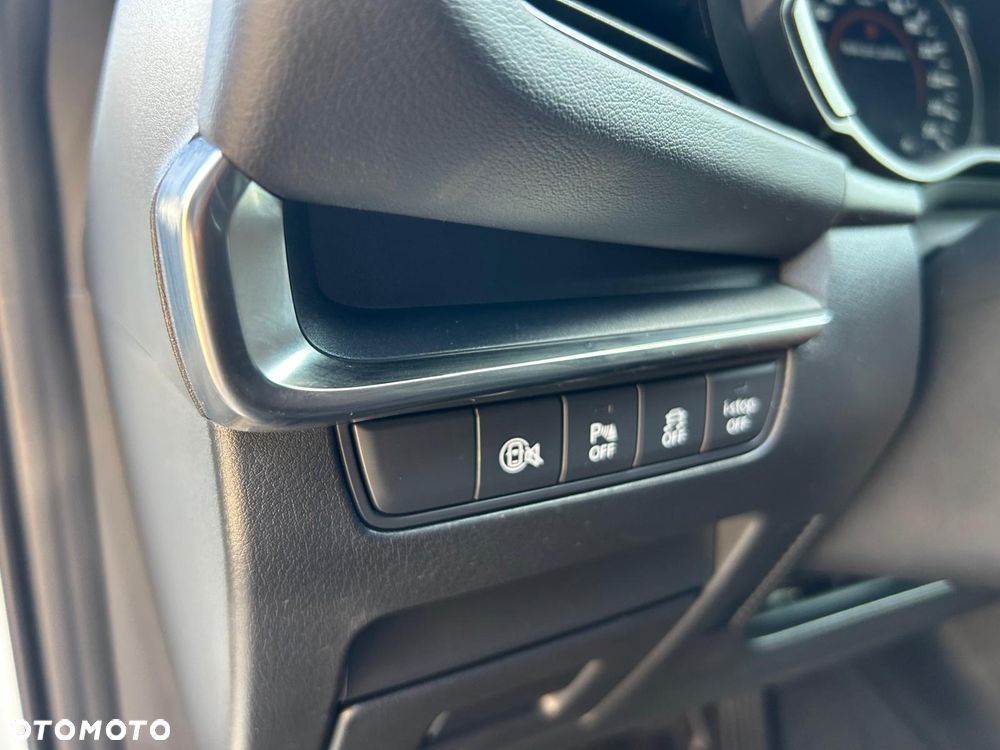 Mazda 3 e-SKYACTIV-G 150 M HYBRID PRIME-LINE - 24