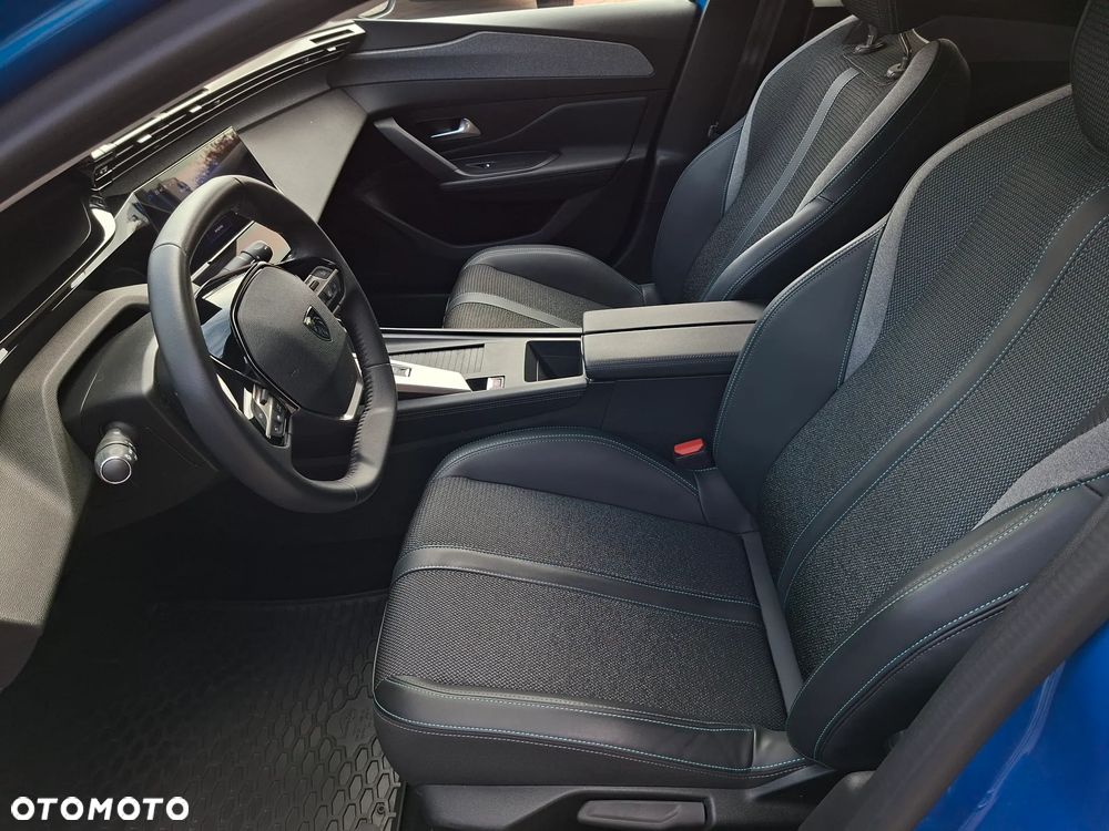 Peugeot 308 1.2 PureTech Allure S&S EAT8 - 18