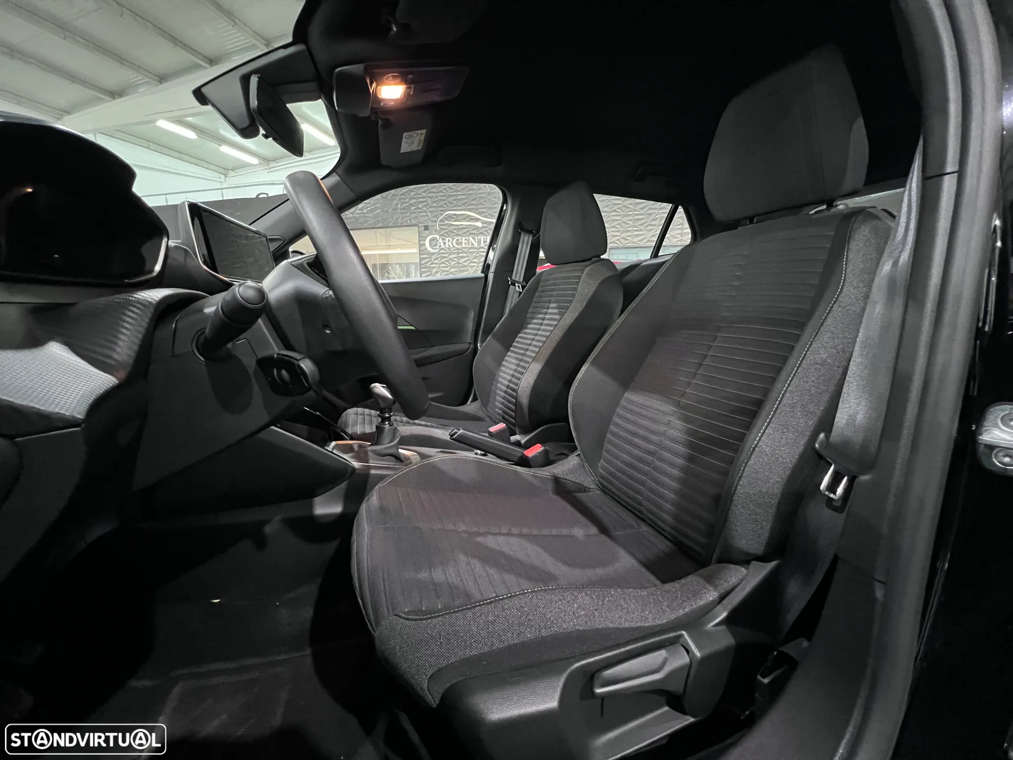 Peugeot 2008 1.2 PureTech Active - 8