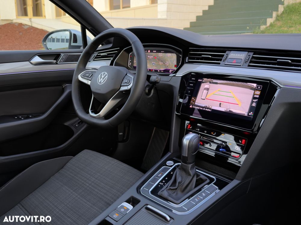 Volkswagen Passat 2.0 TDI SCR DSG Business - 16