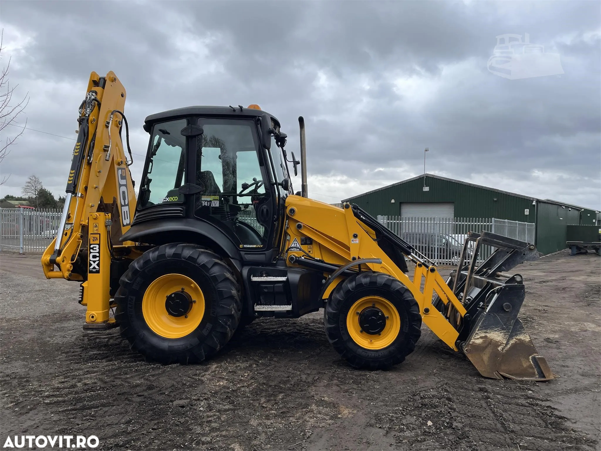 JCB 3CX CONTRACTOR PRO - 6