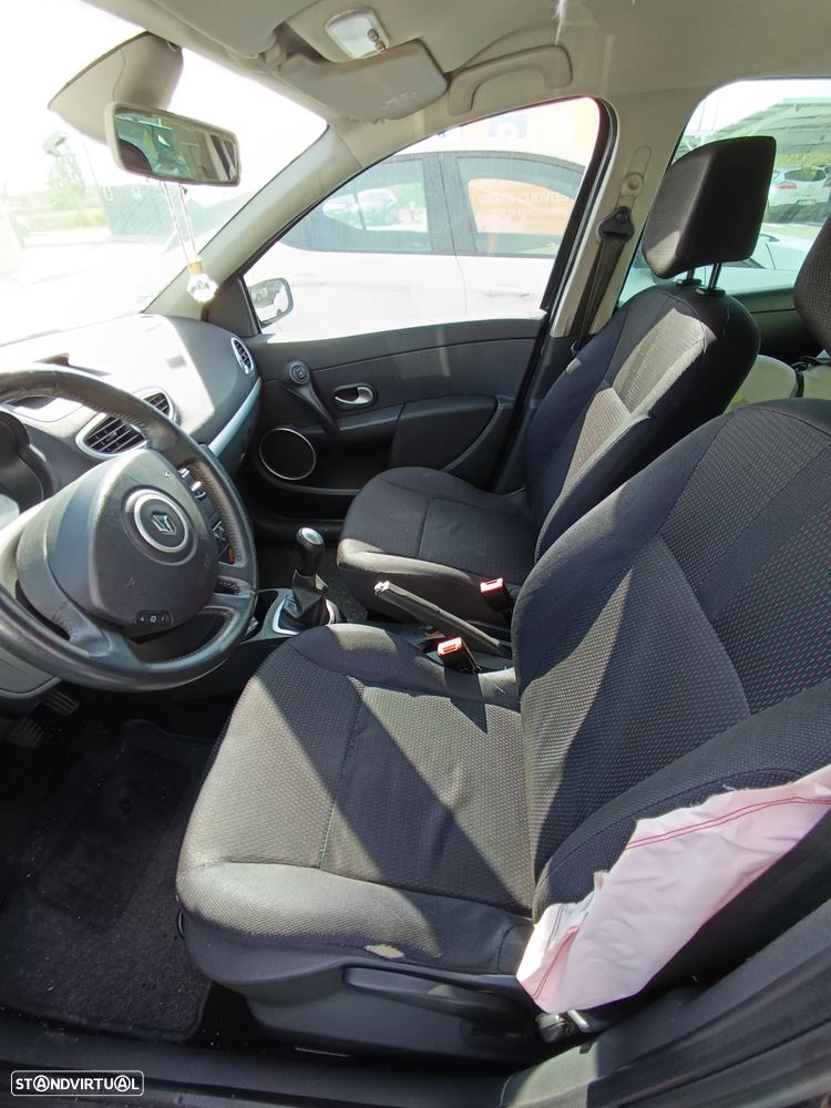 Renault Clio Break 1.2 TCE Dynamique S - 27