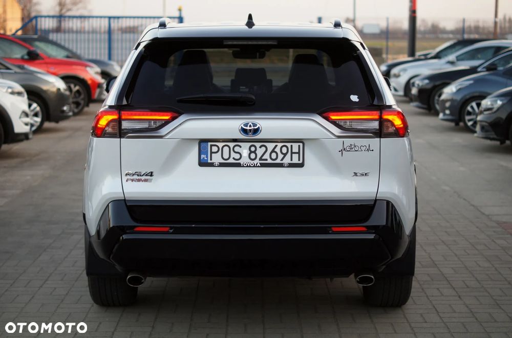 Toyota RAV4 - 6