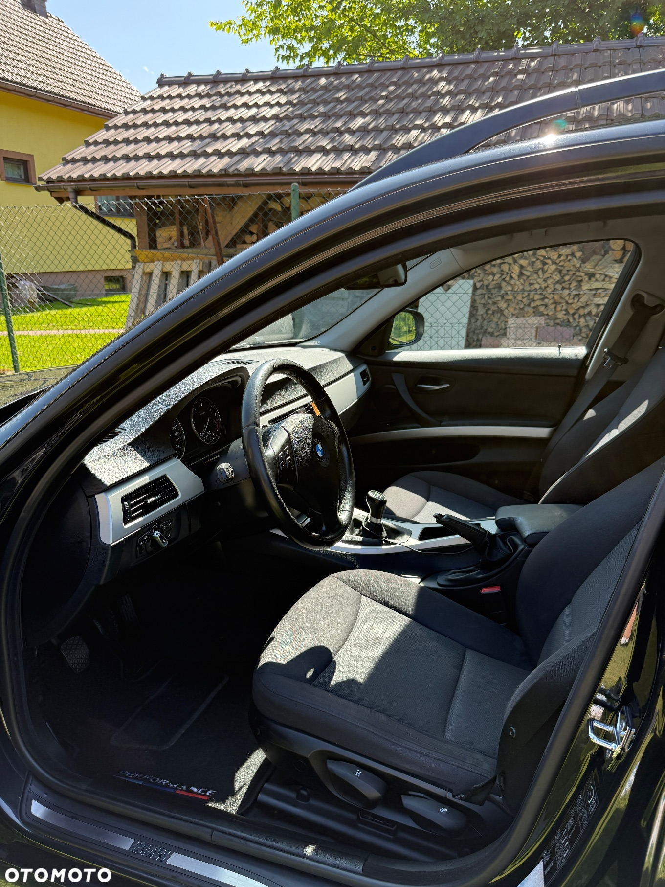 BMW Seria 3 318d - 11