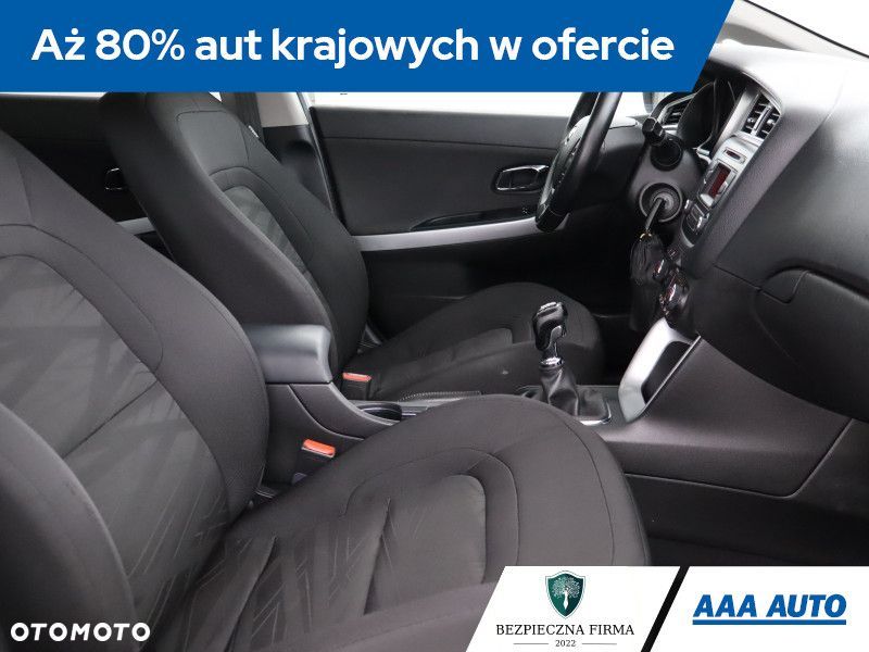Kia Ceed - 11