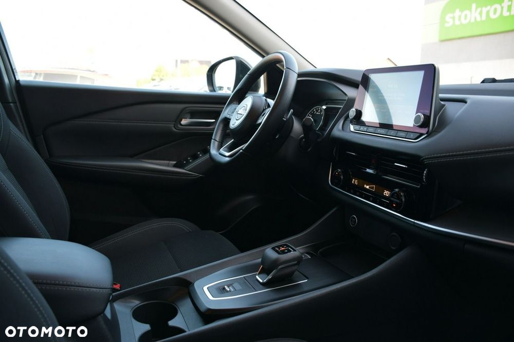 Nissan Qashqai 1.3 DIG-T mHEV N-Connecta Xtronic - 22