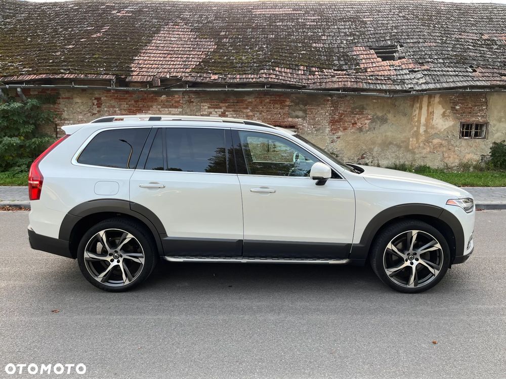 Volvo XC 90 - 4