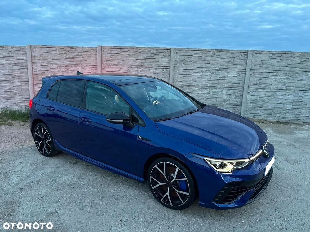 Volkswagen Golf - 2