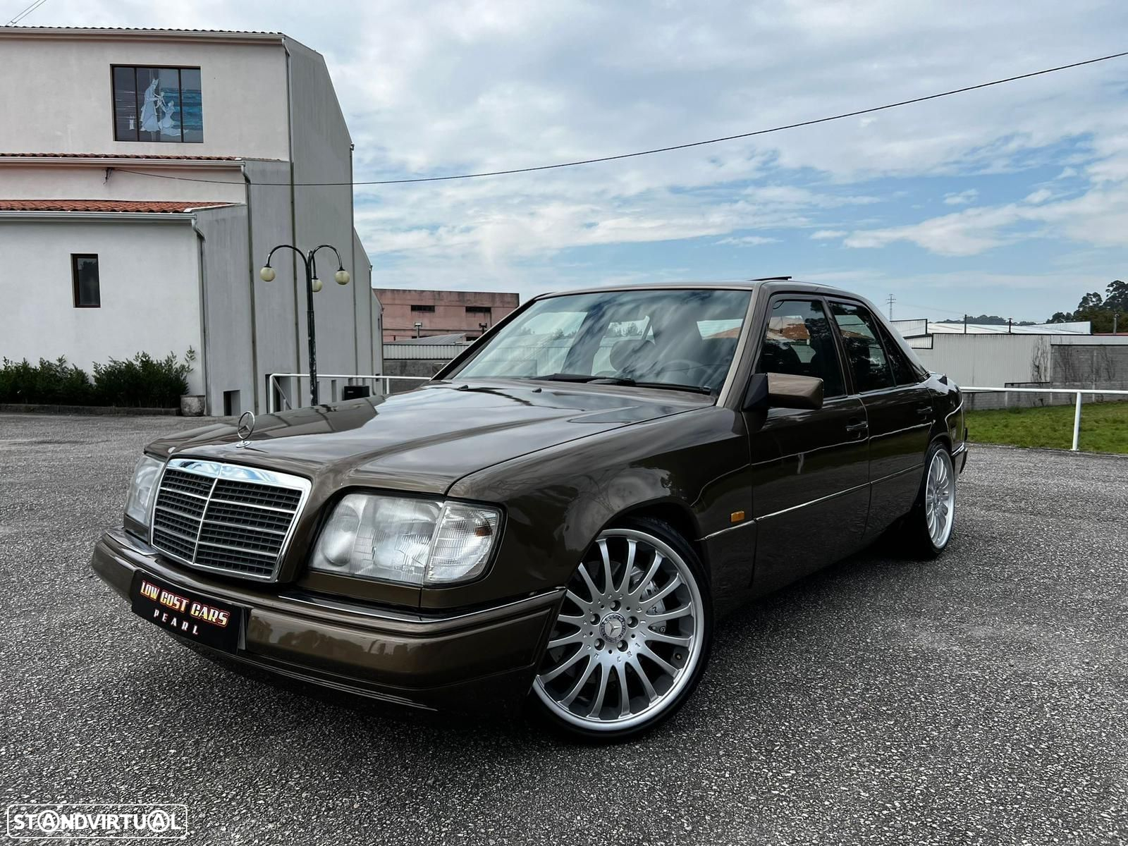 Mercedes-Benz 300 TD - 2