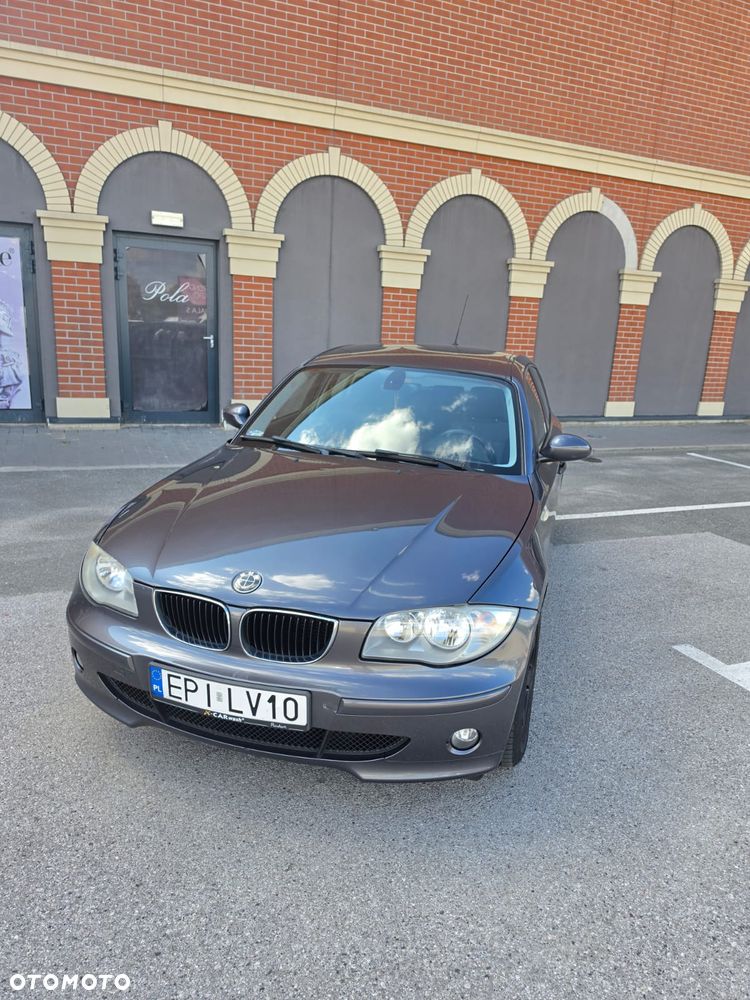 BMW Seria 1 120i - 7