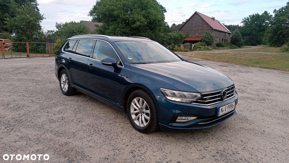 Volkswagen Passat Variant 2.0 TDI SCR DSG Business - 5