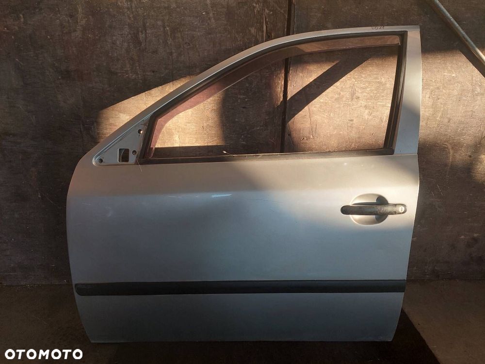 DRZWI GOŁE LEWY PRZÓD SKODA OCTAVIA I - 1