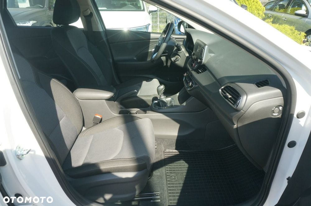 Hyundai i30 1.0 T-GDI Modern - 27