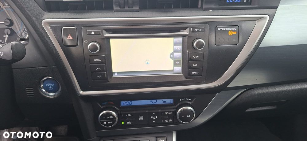 Toyota Auris - 18