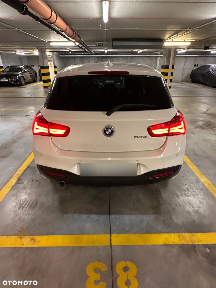BMW Seria 1 118d M Sport - 5