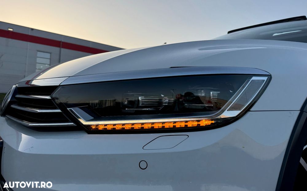 Volkswagen Passat Alltrack 2.0 TDI DSG 4Motion - 10