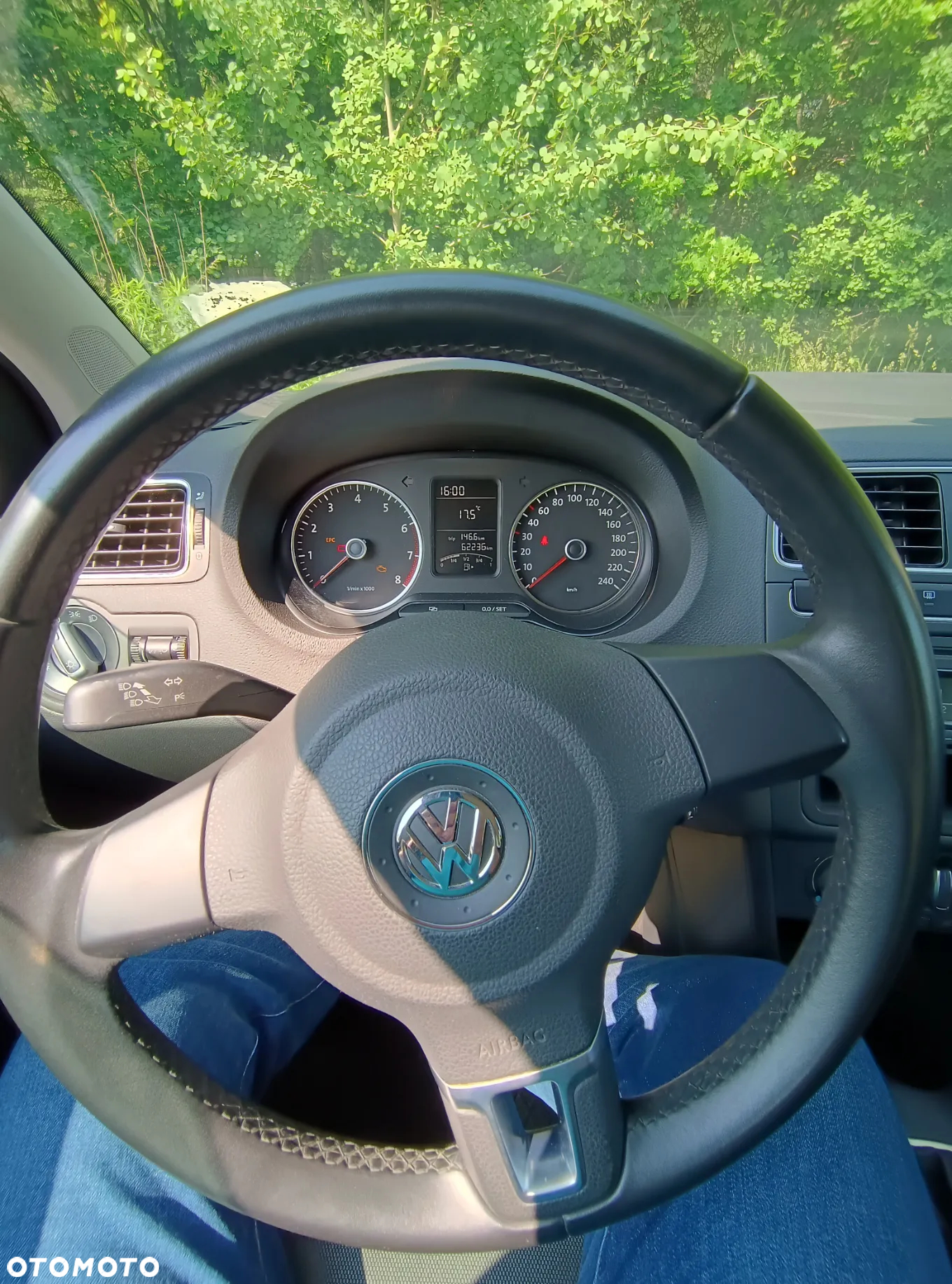 Volkswagen Polo 1.4 16V Comfortline - 2