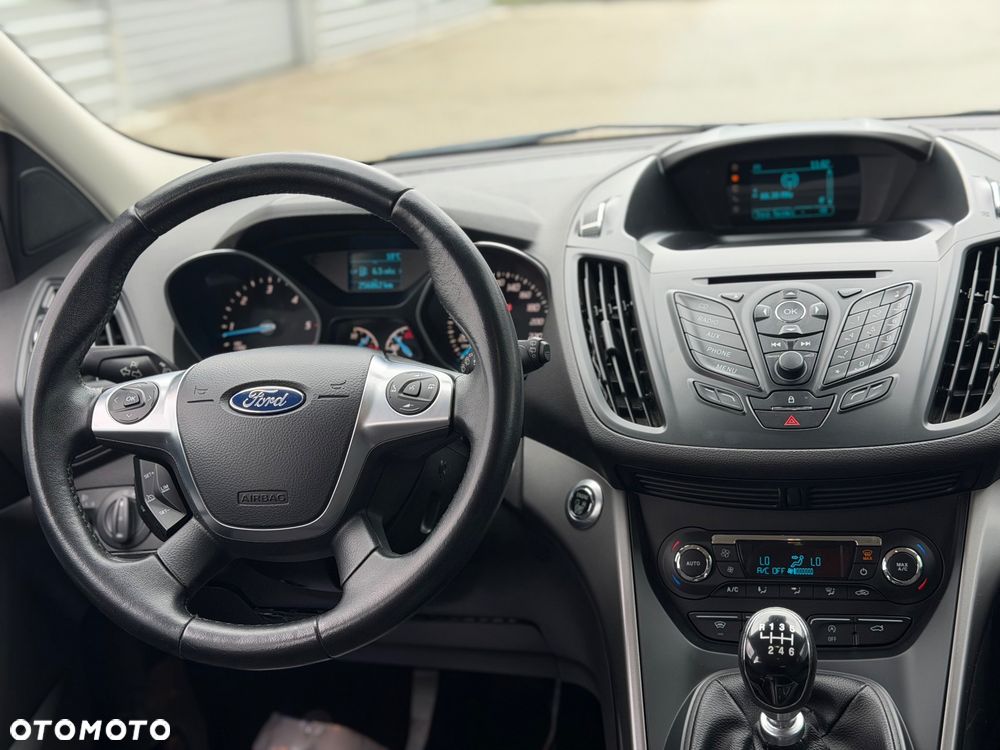Ford Kuga 2.0 TDCi FWD Titanium - 9