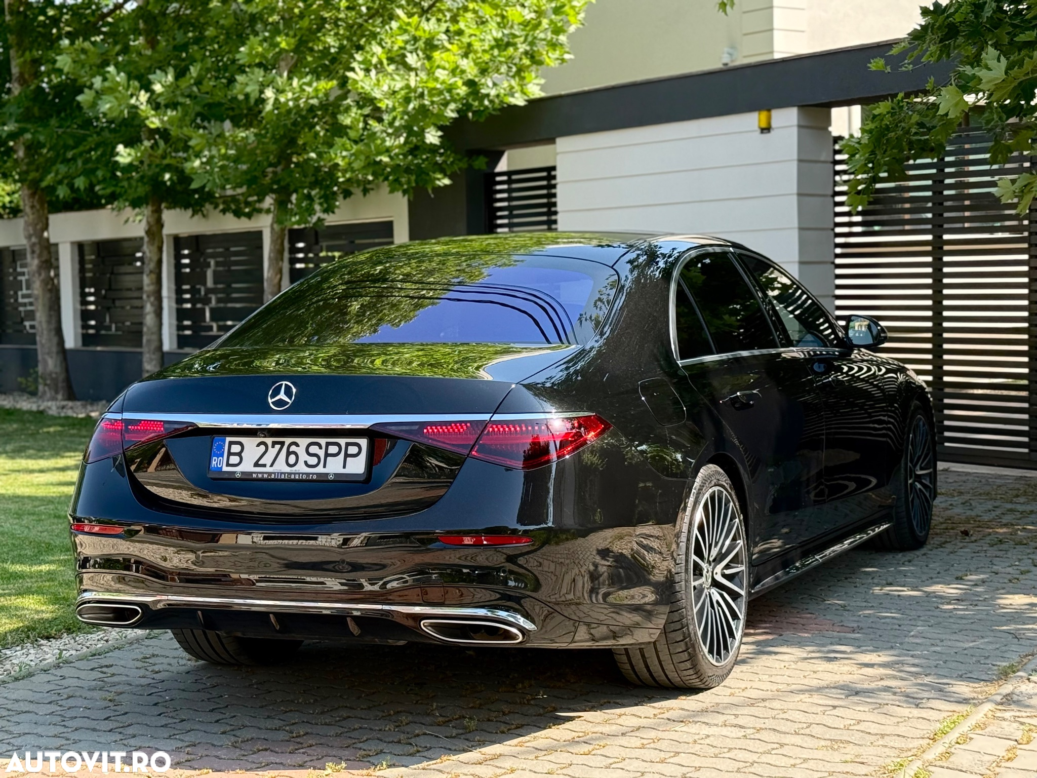 Mercedes-Benz S 500 4MATIC MHEV Long Aut. - 4