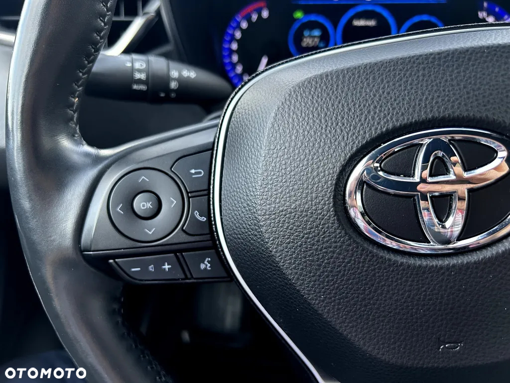 Toyota Corolla - 25