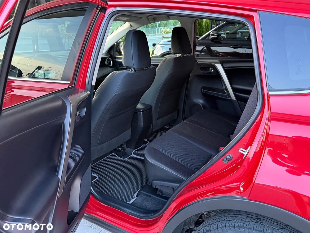 Toyota RAV4 2.0 Prestige EU6 - 35