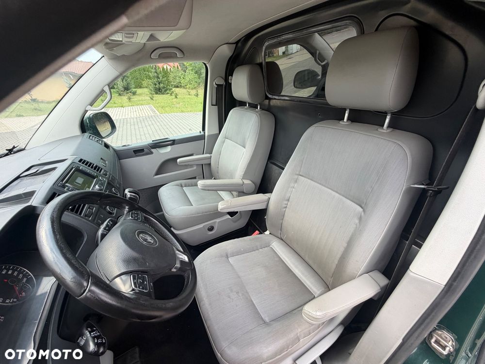 Volkswagen Transporter - 25