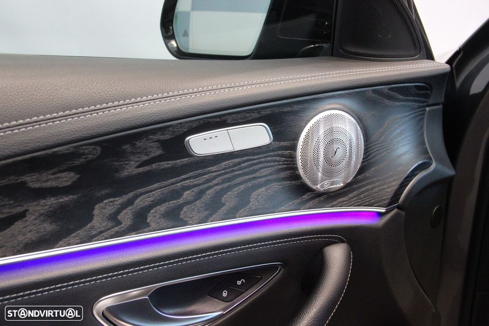 Mercedes-Benz E 300 de AMG Line - 11