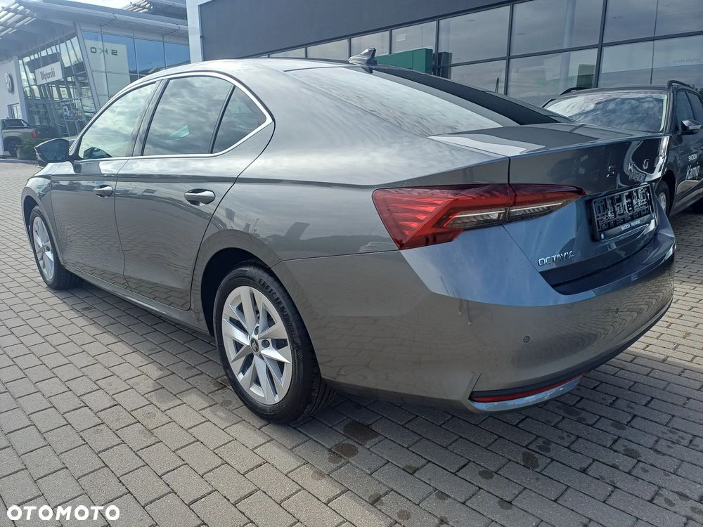 Skoda Octavia 1.5 TSI Drive Selection - 8