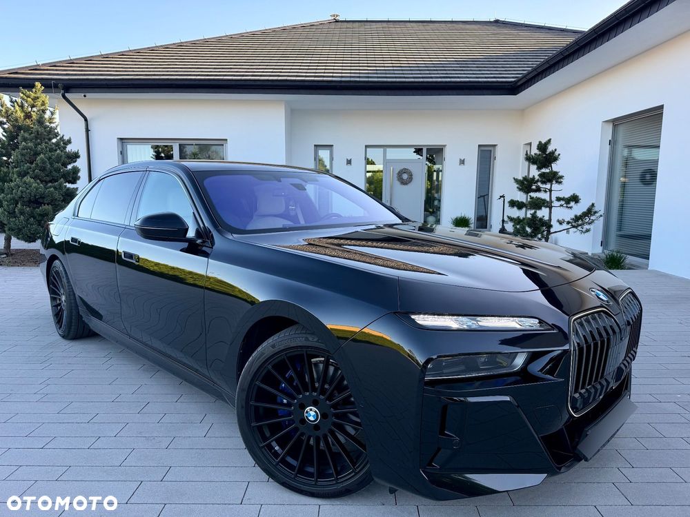 BMW Seria 7 740d xDrive - 38