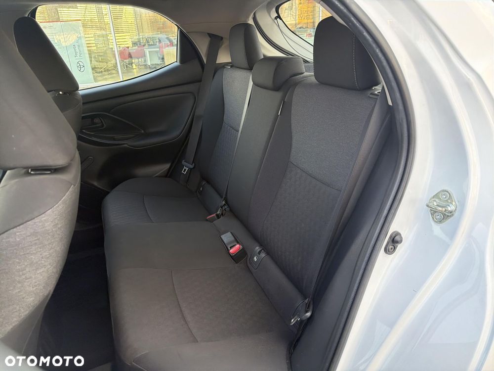 Toyota Yaris - 23